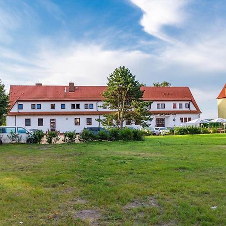 Hotel & Restaurant Zur Zwiebel Peenemunde Exterior photo